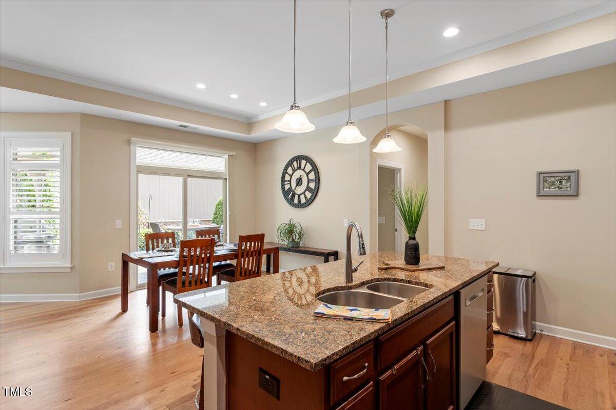 228 Ellisview Drive
