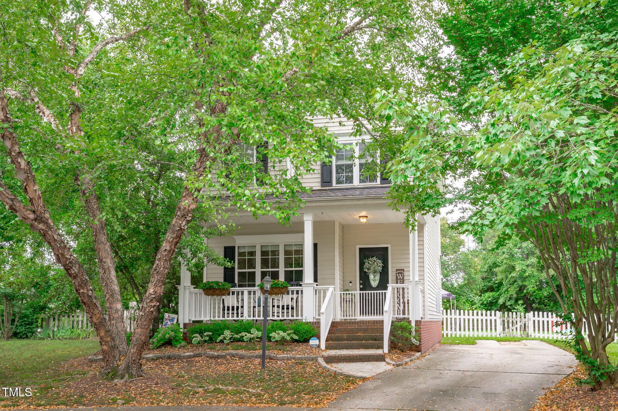 533 E Maple Avenue