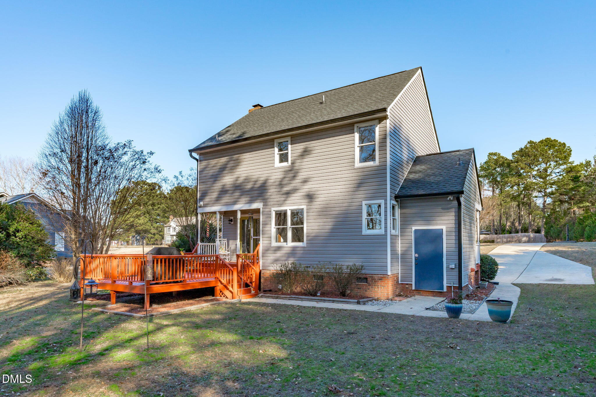 2044 Queen Charlotte Place