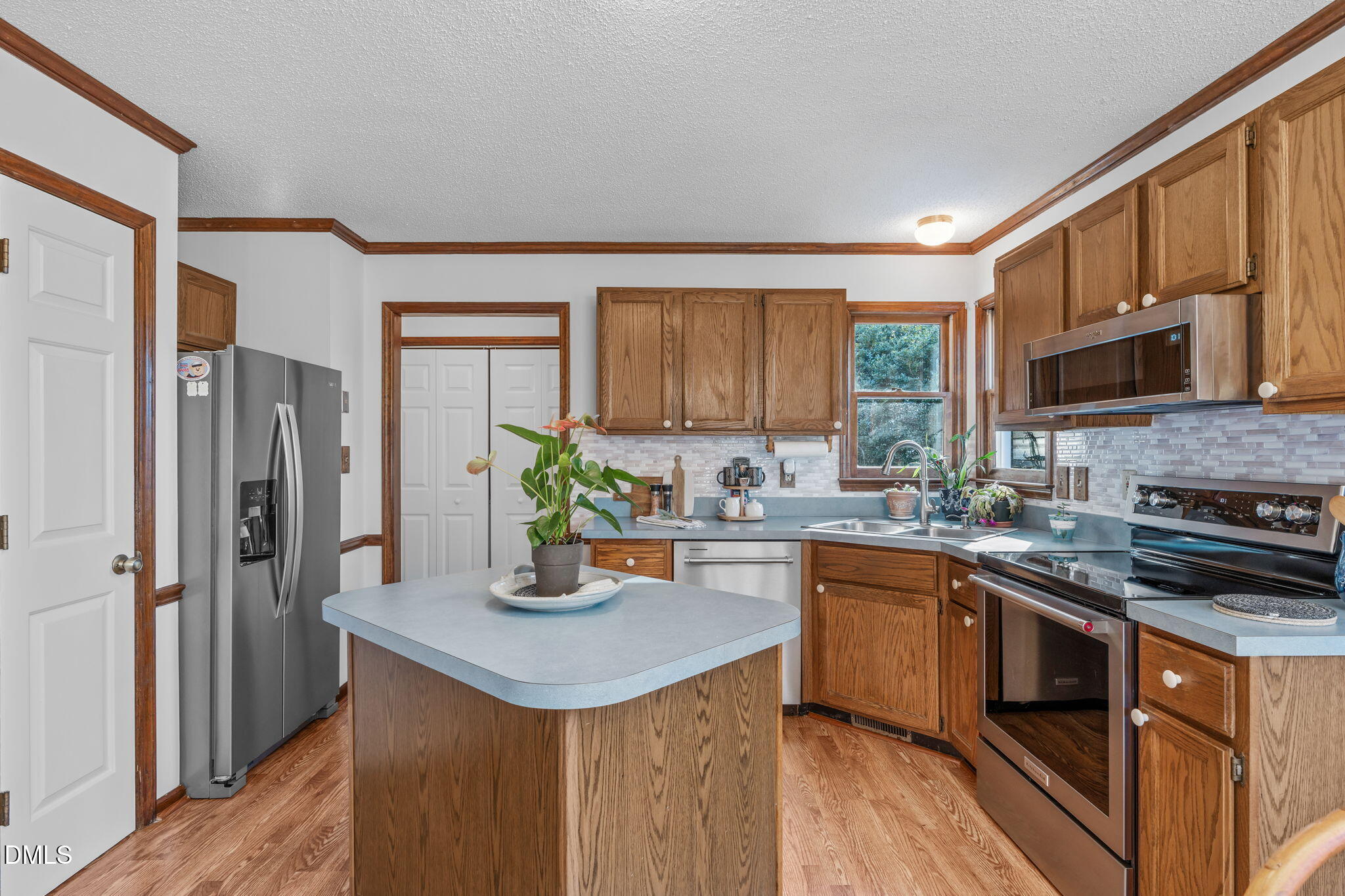 2044 Queen Charlotte Place