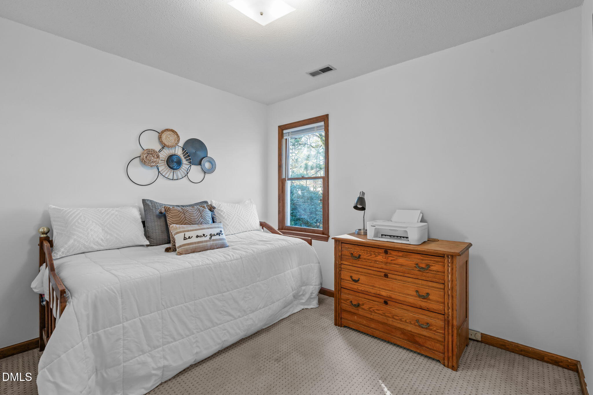 2044 Queen Charlotte Place