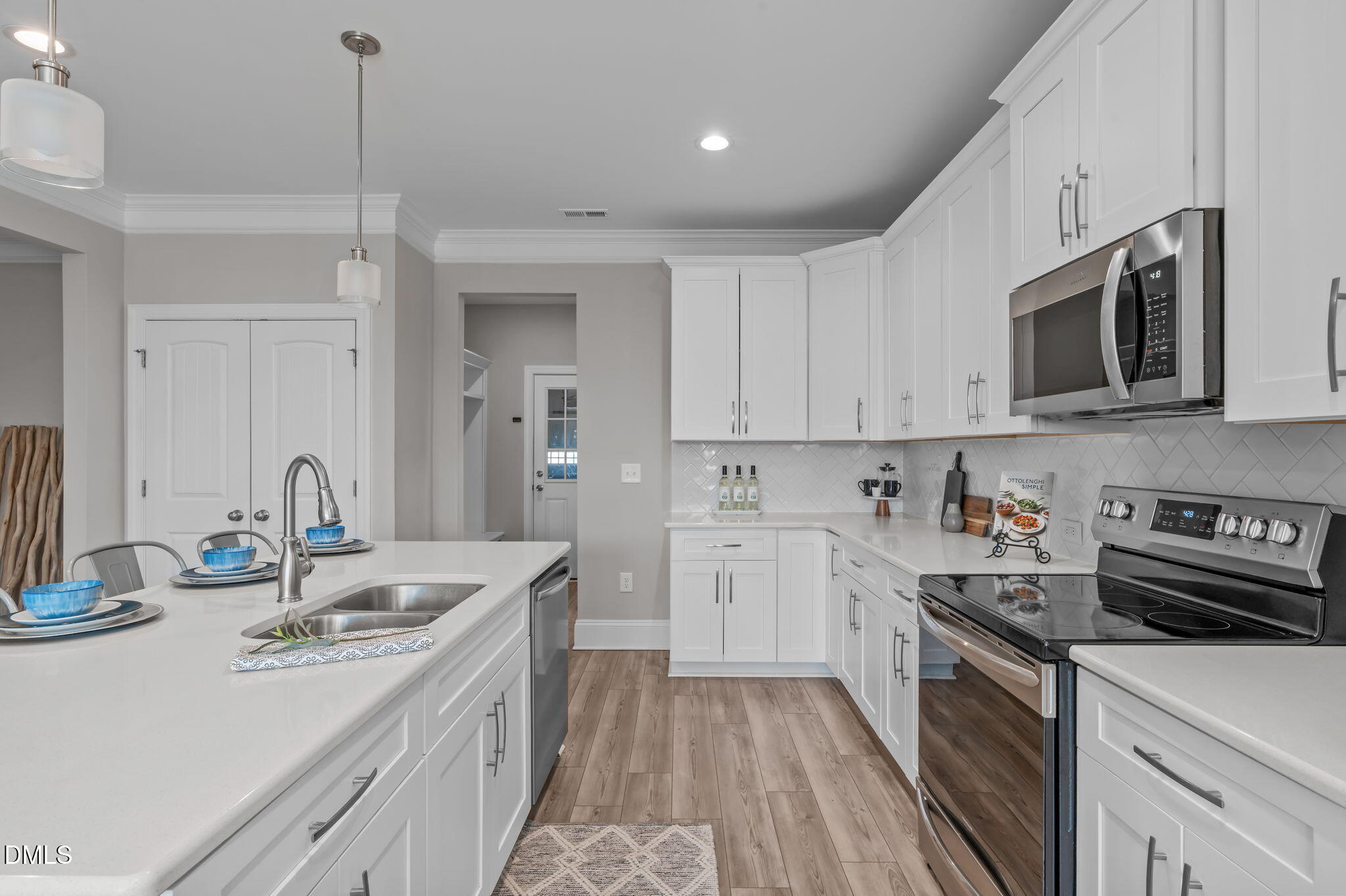 37 W Cannalily Lane