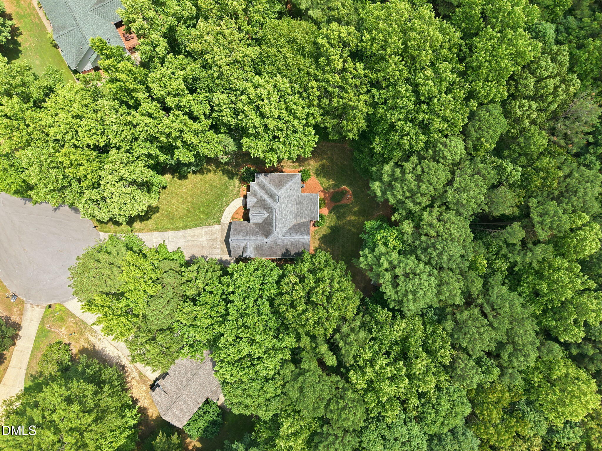 99 Athol Court
