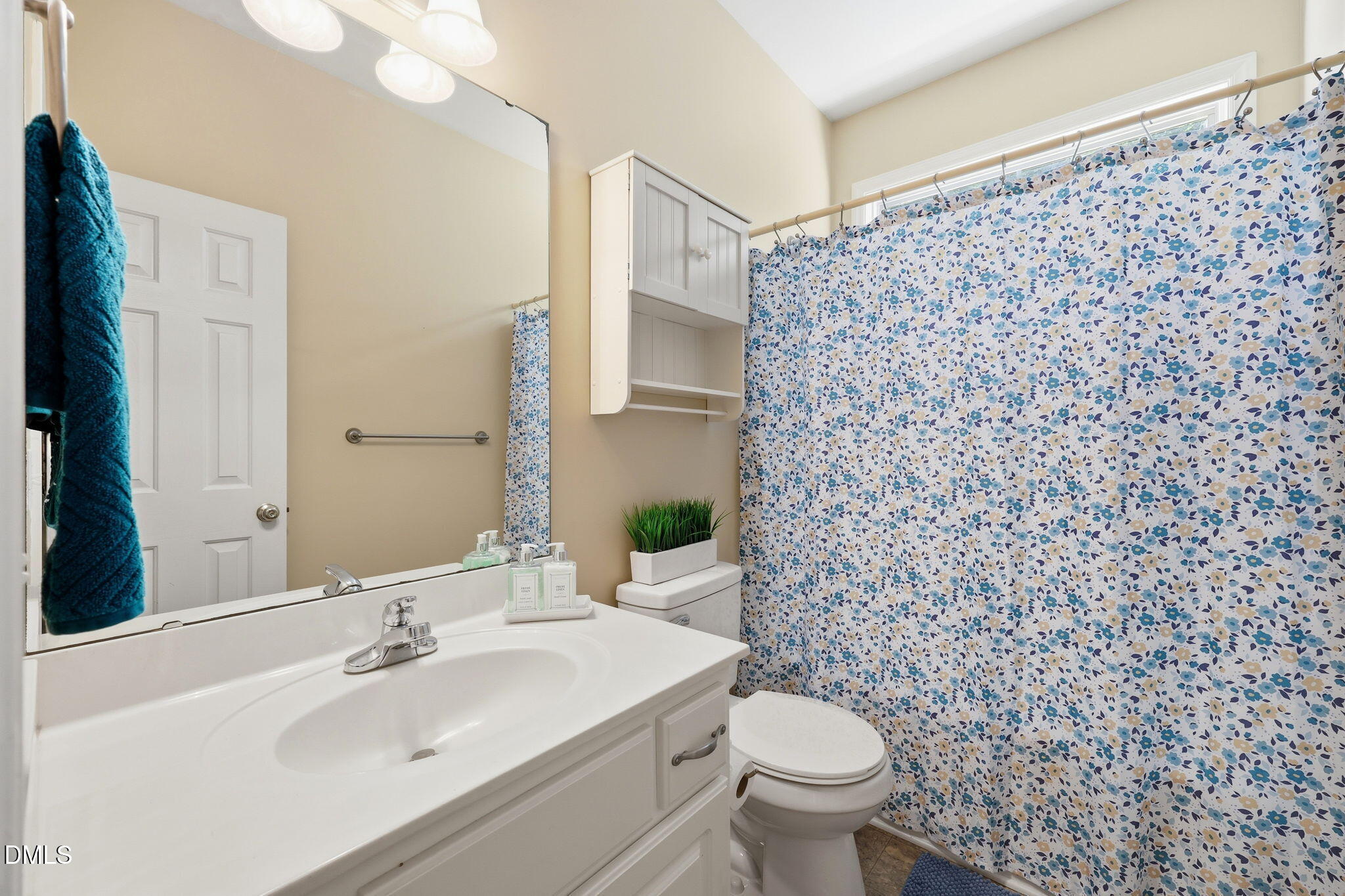 99 Athol Court