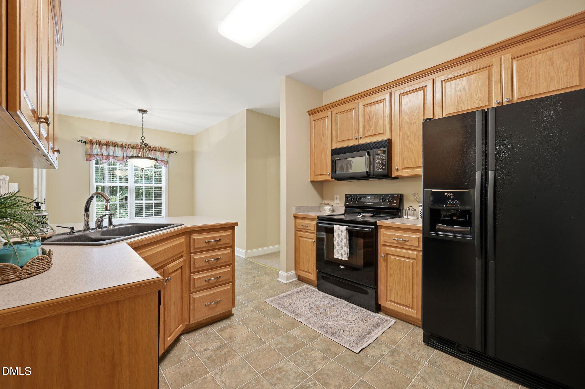 99 Athol Court