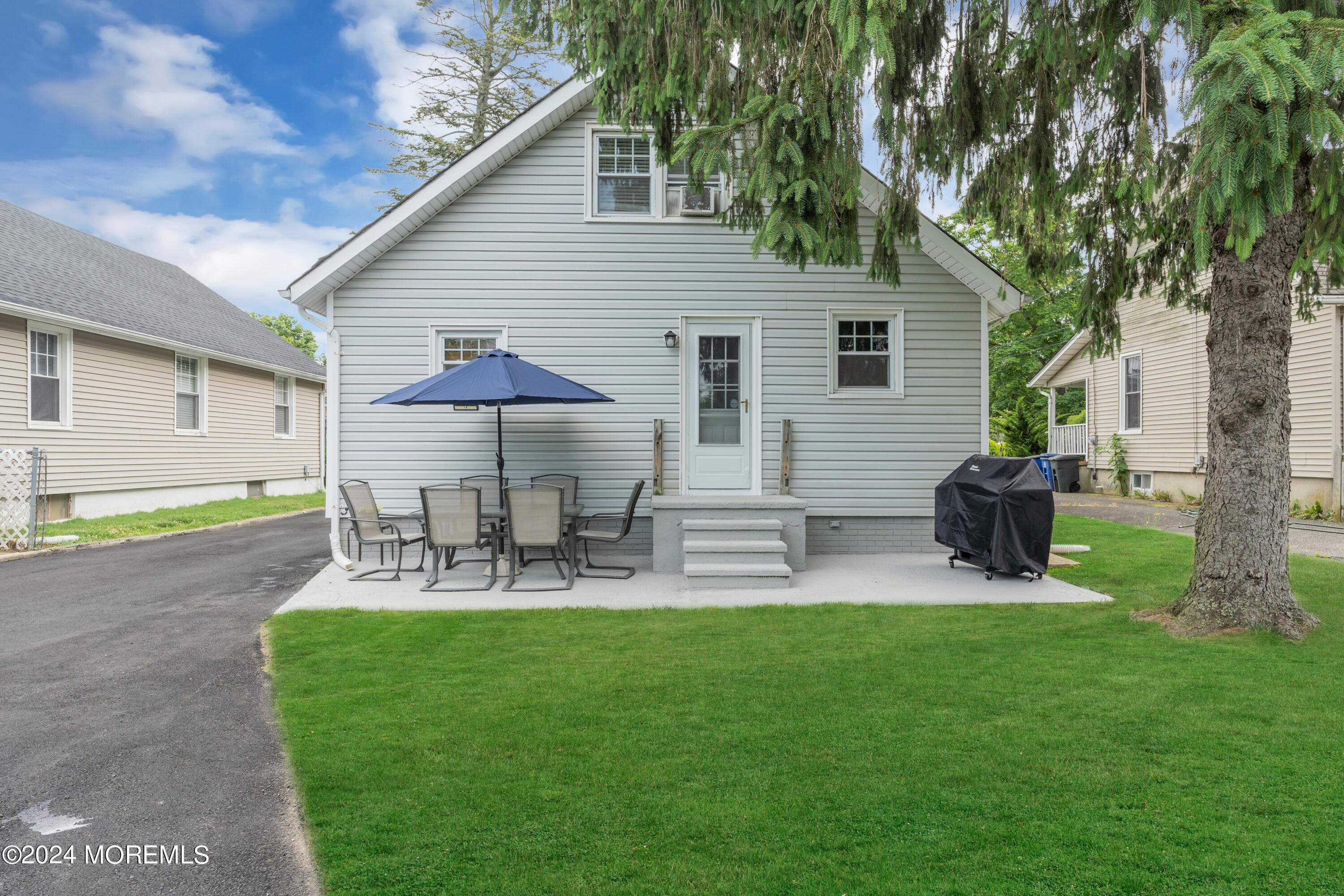 11 Elmwood Avenue