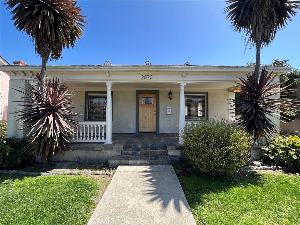2670 S Harcourt Avenue