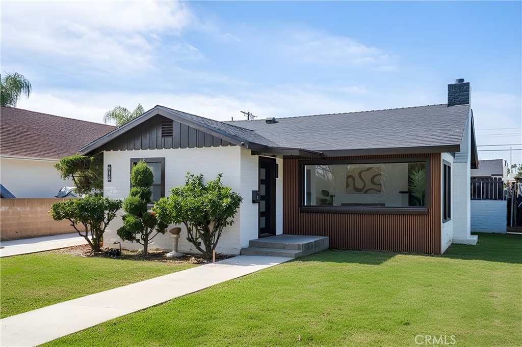 915 N Pasadena Avenue