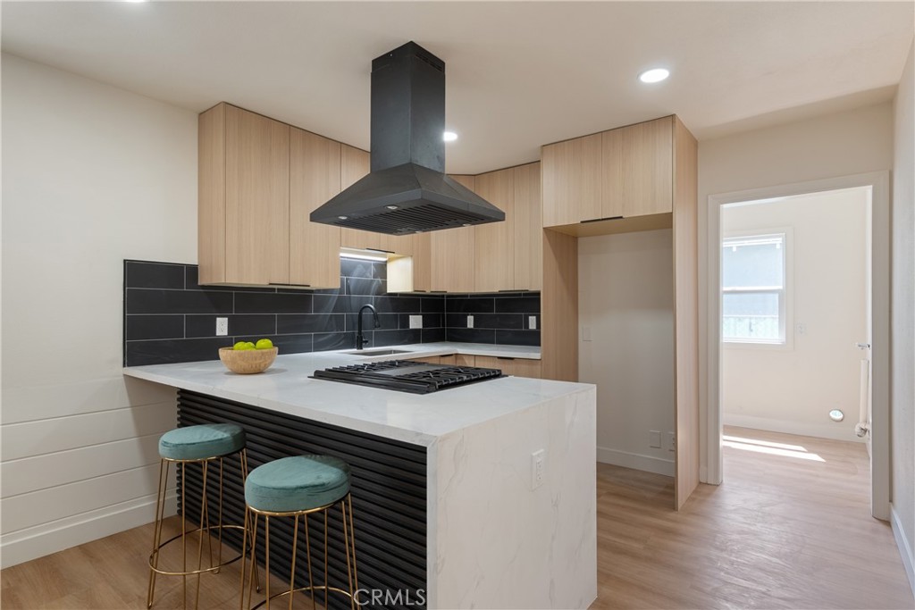 4708 Rosemead
