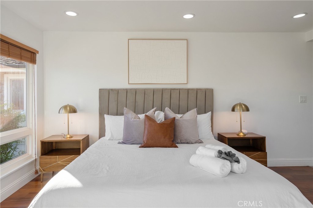 5544 Greenleaf