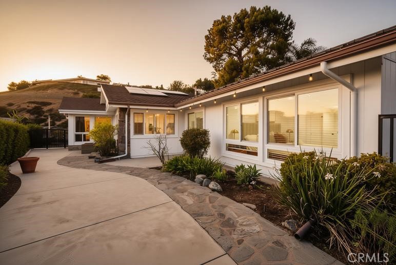 5544 Greenleaf