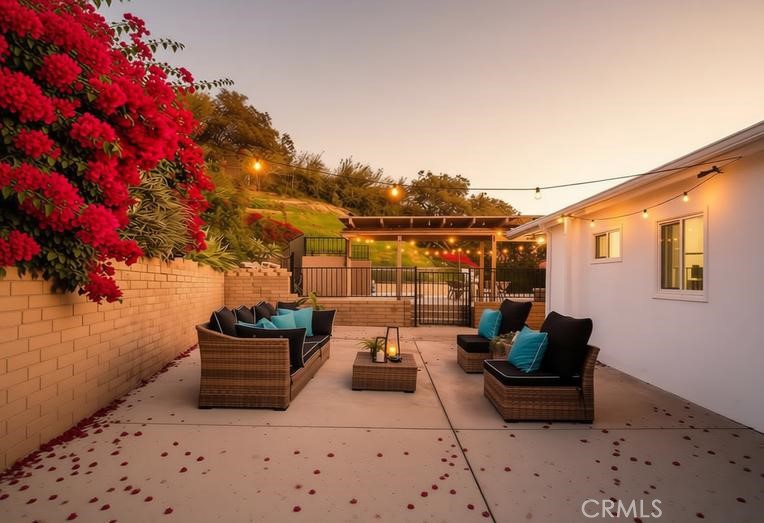 5544 Greenleaf