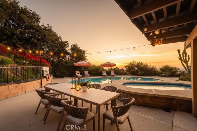 5544 Greenleaf