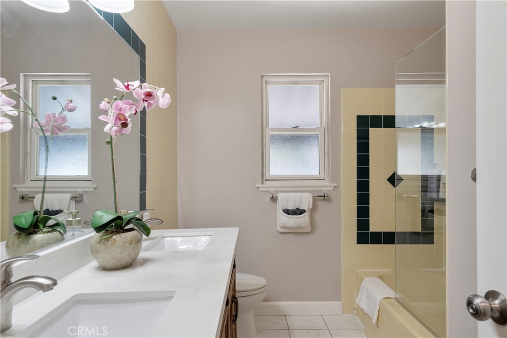 2802 Via San Delarro