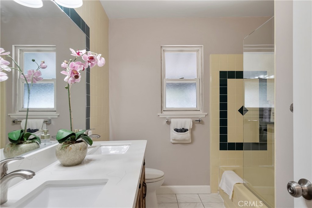2802 Via San Delarro