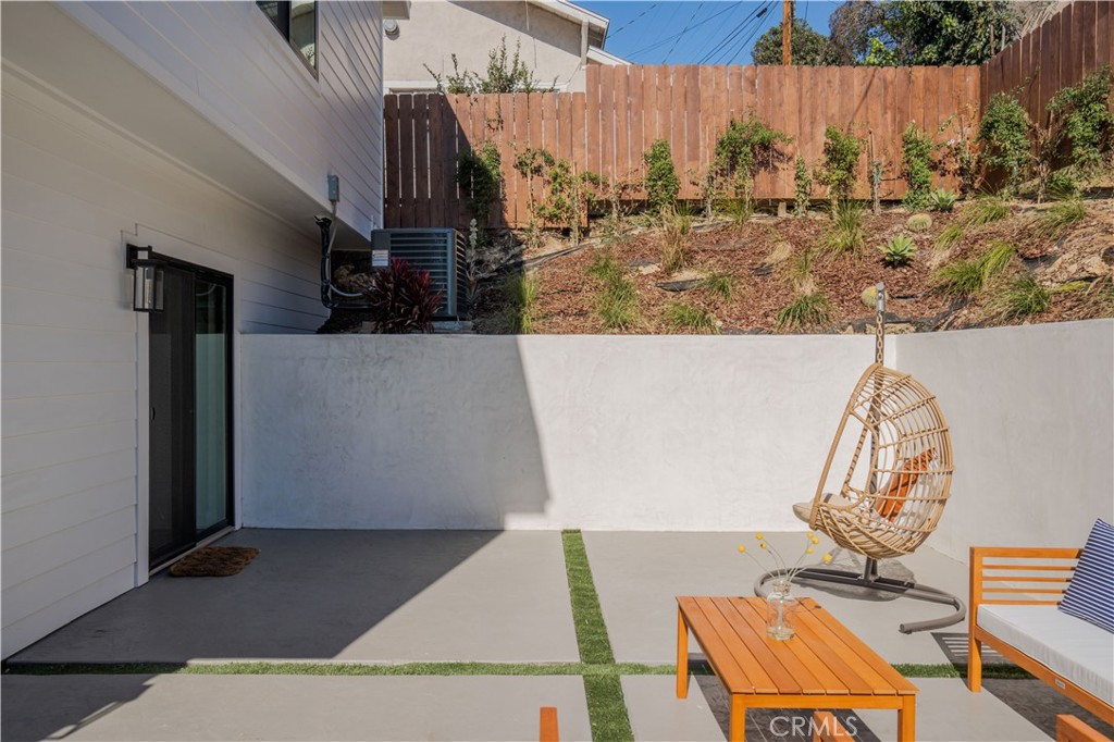 908 N Gage Avenue