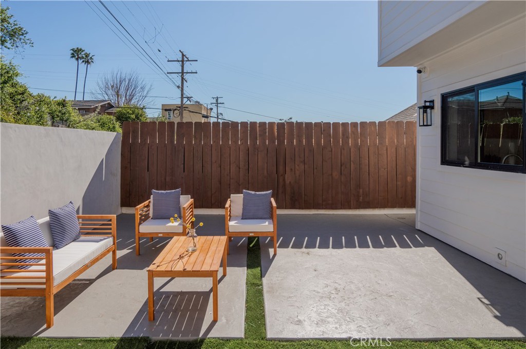 908 N Gage Avenue