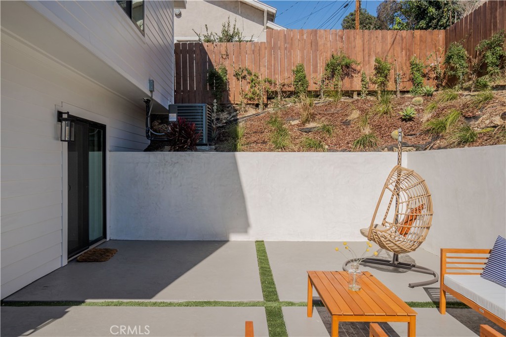 908 N Gage Avenue