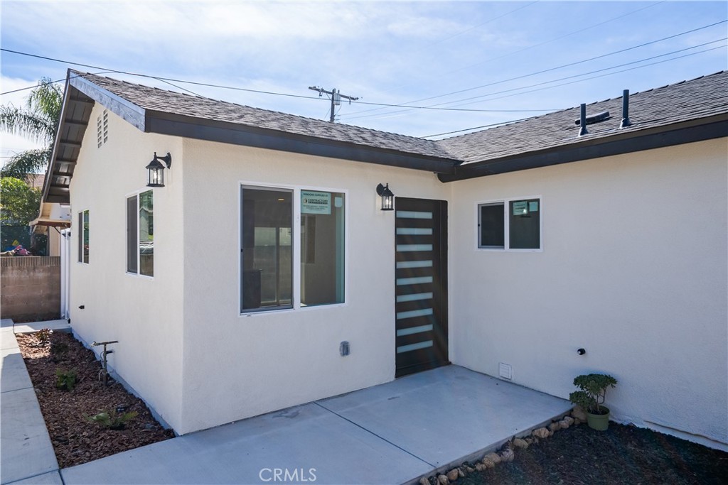 915 N Pasadena Avenue