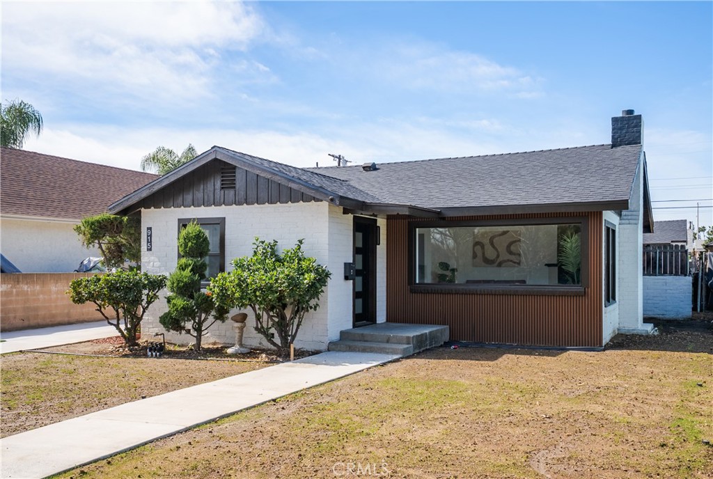 915 N Pasadena Avenue