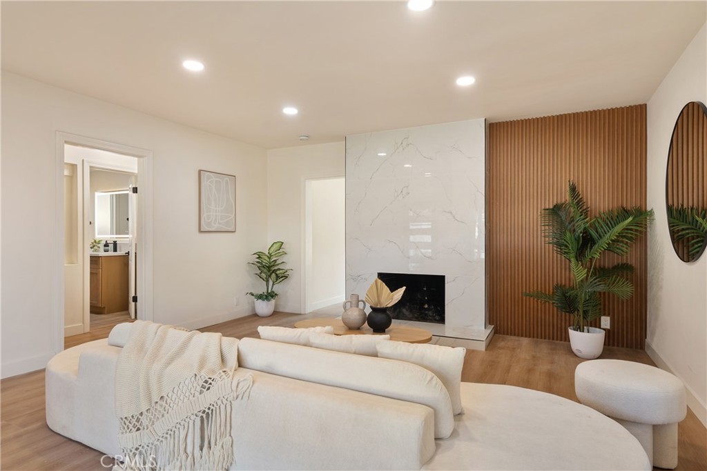 2280 San Francisco