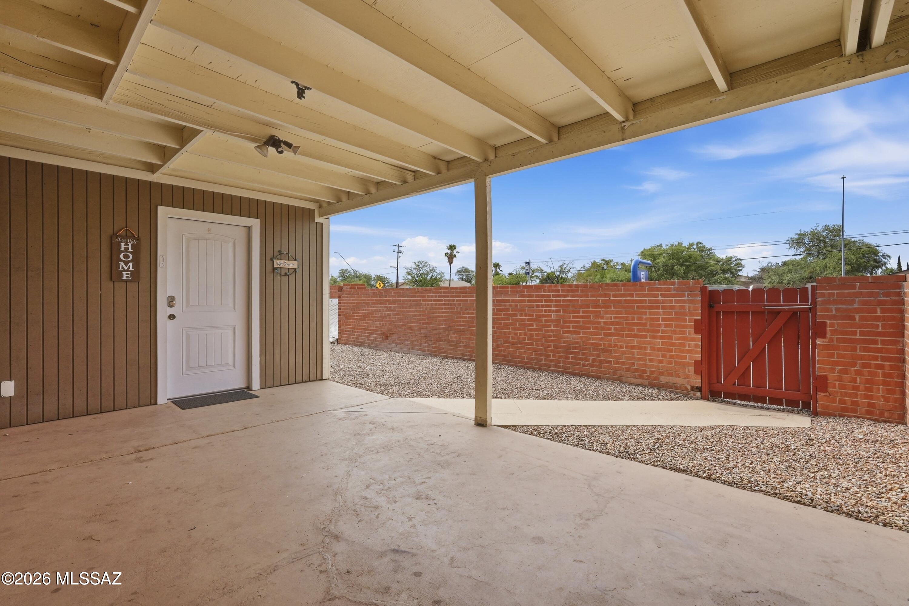 7637 E Golf Links Road