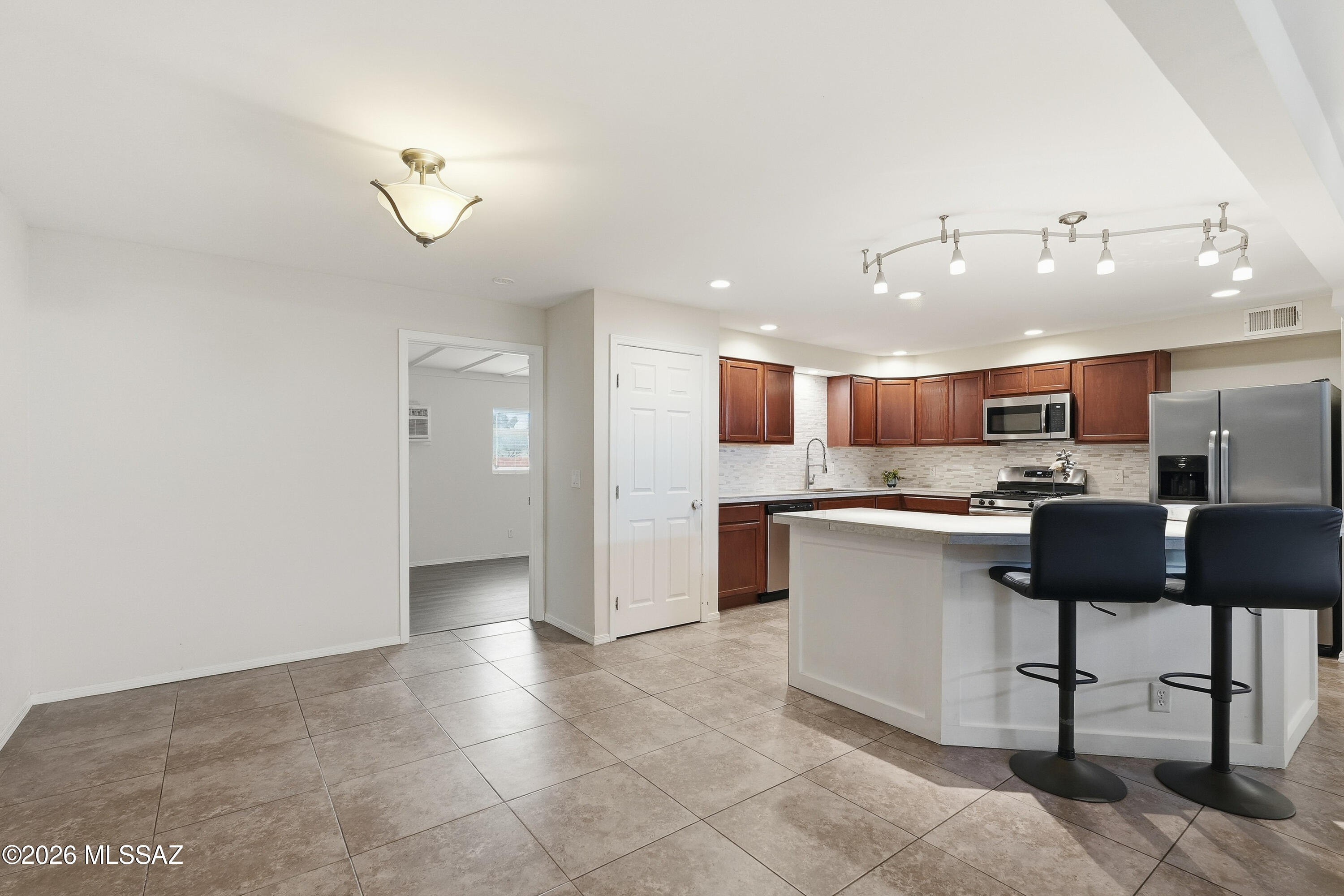 7637 E Golf Links Road