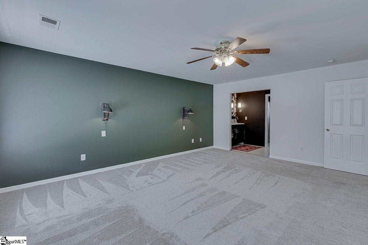 106 Hickory Valley Way