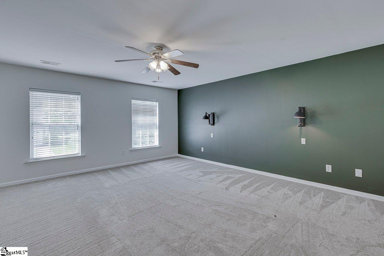 106 Hickory Valley Way