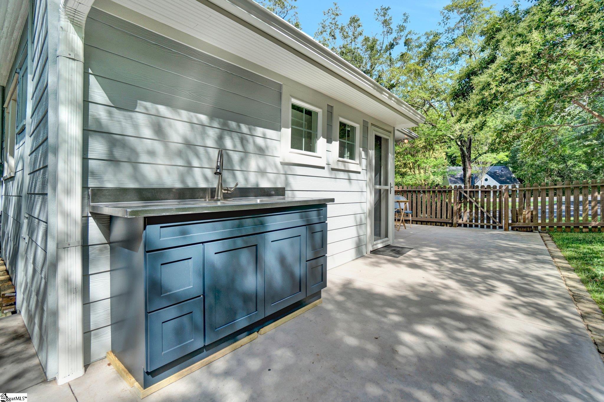 32 Walnut Street