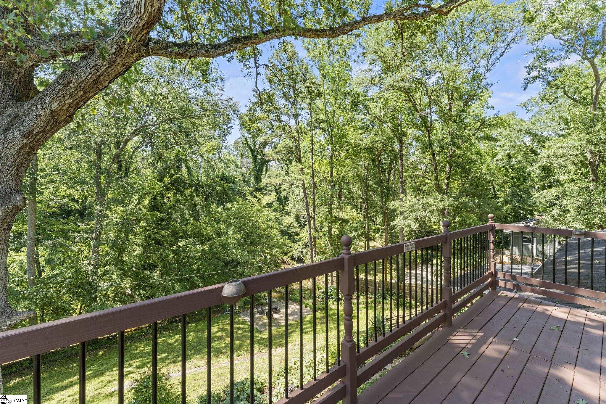 119 W Victoria Road