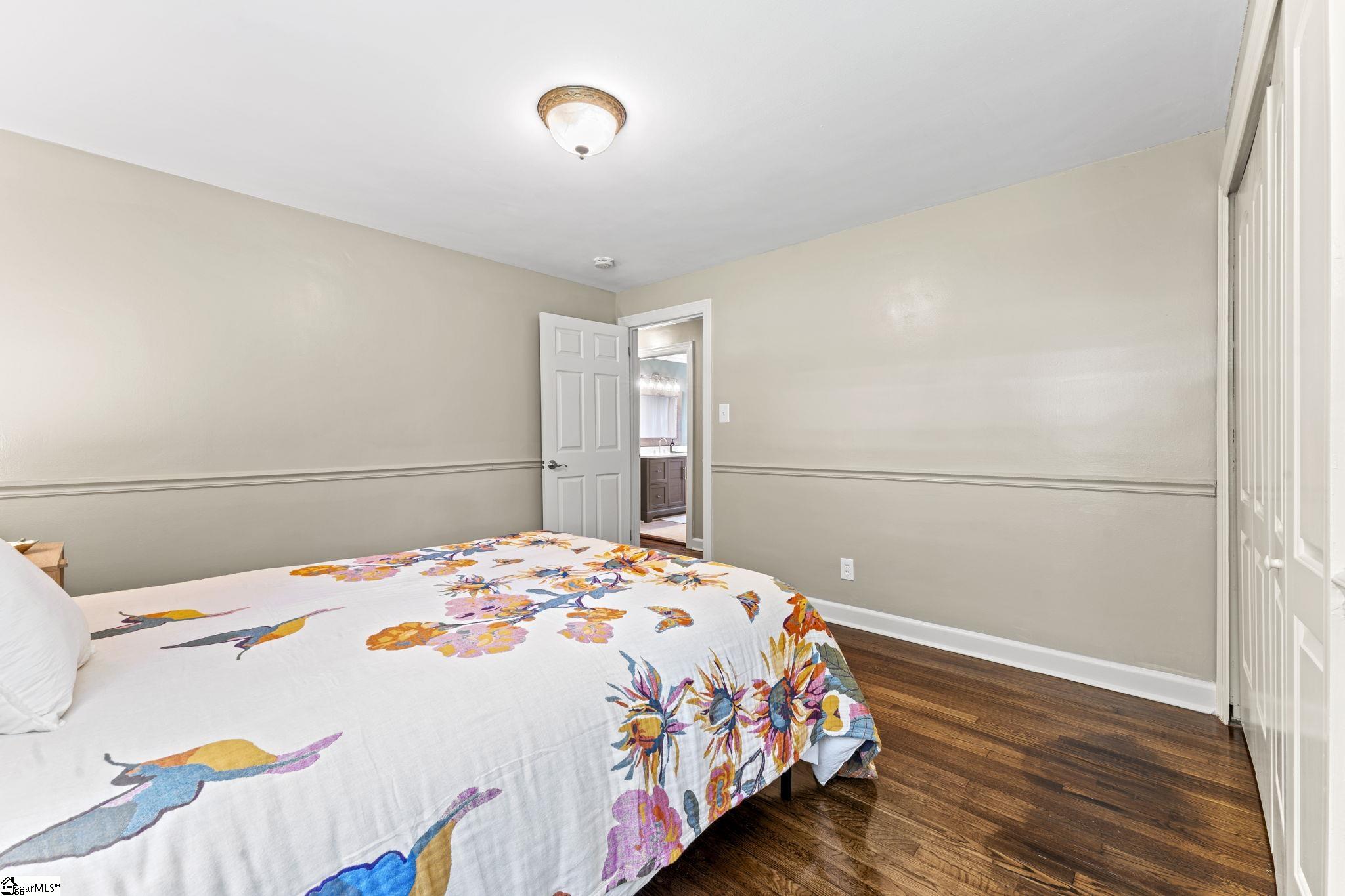 119 W Victoria Road