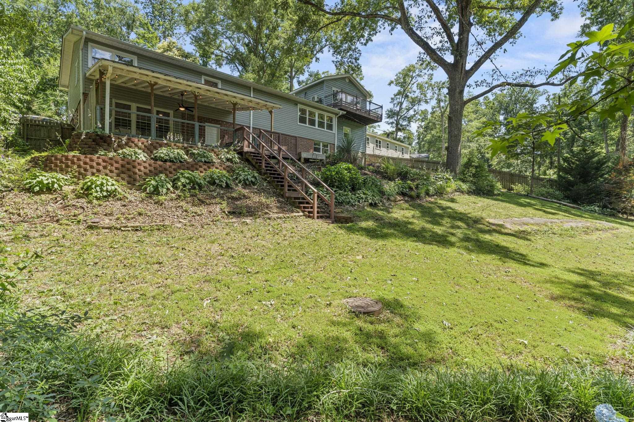 119 W Victoria Road