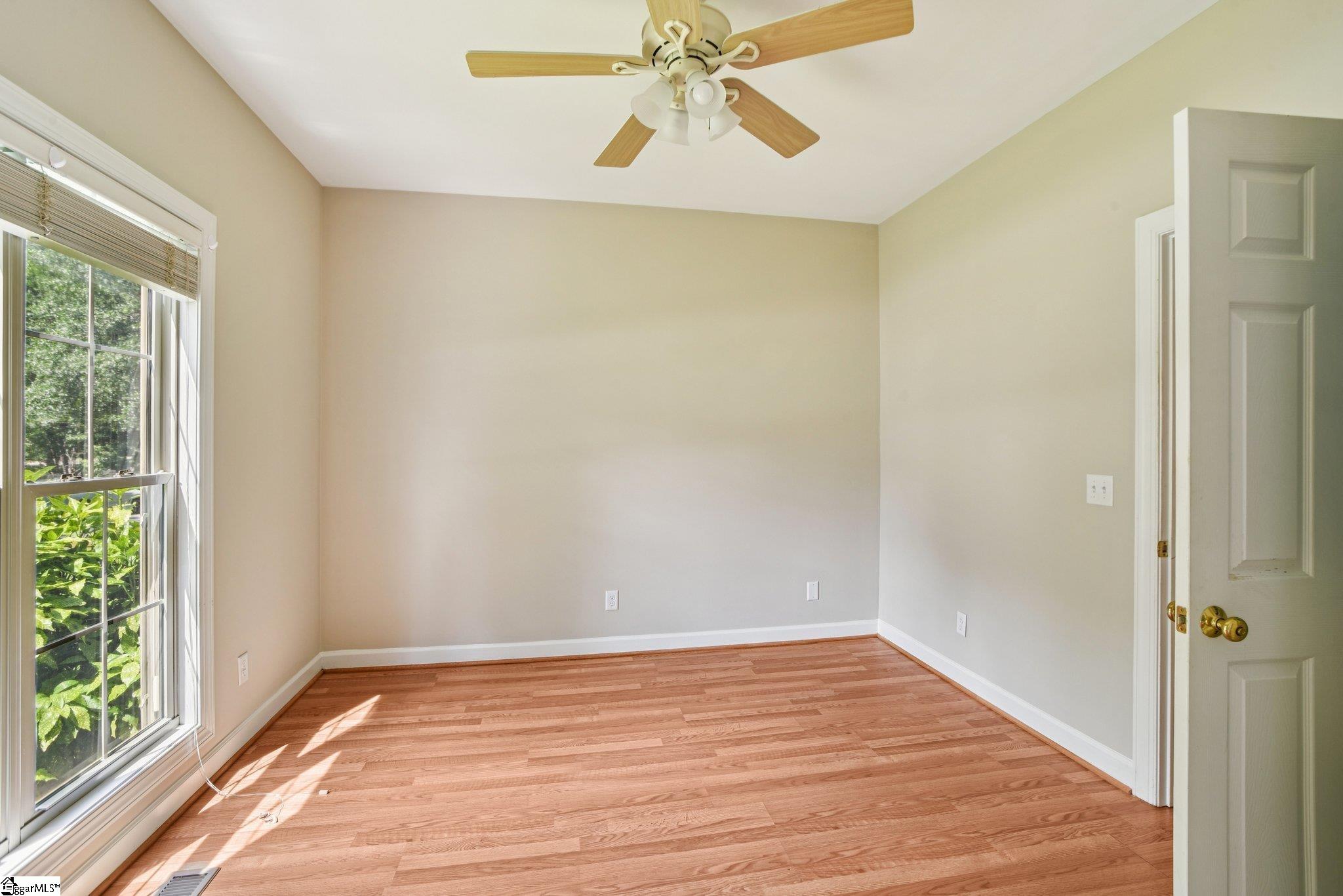 710 Pineapple Pointe