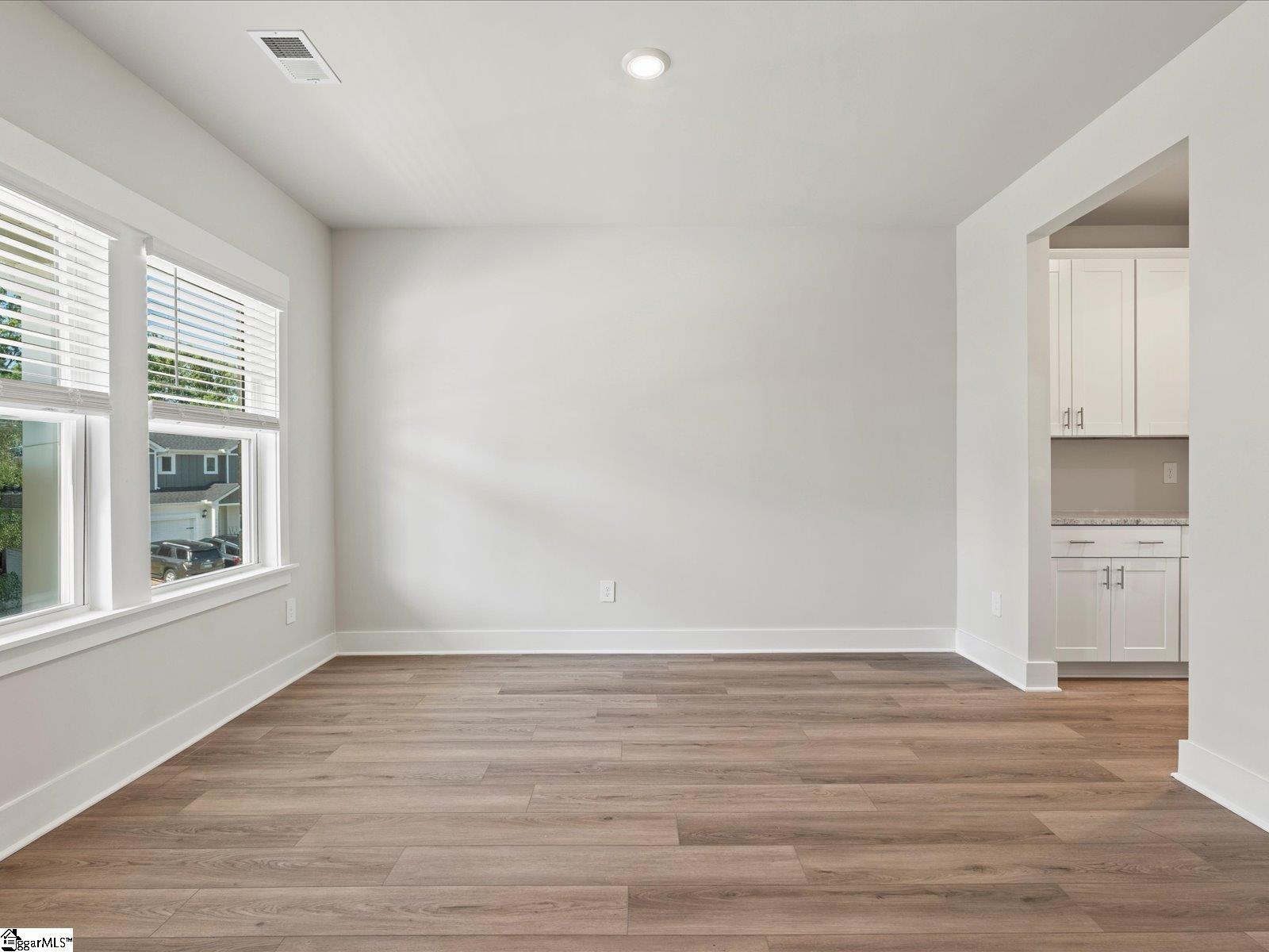 799 Burghley Circle
