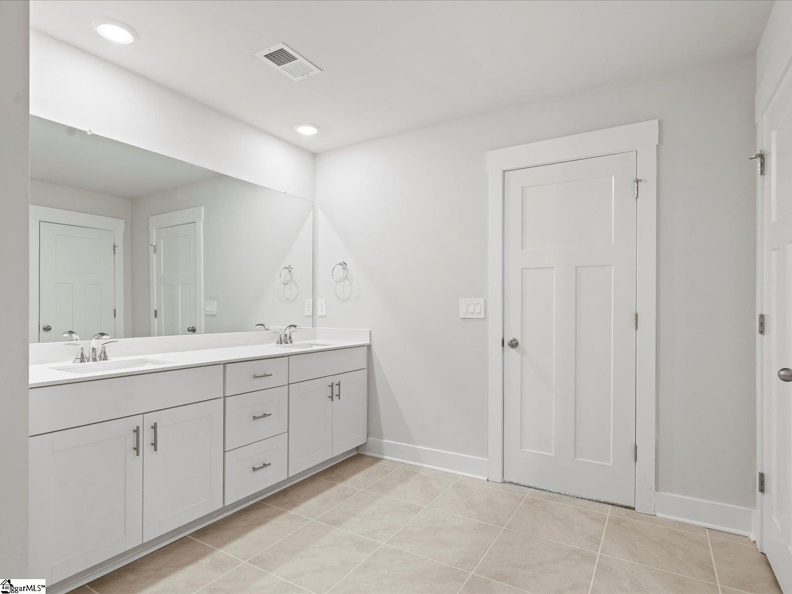 799 Burghley Circle