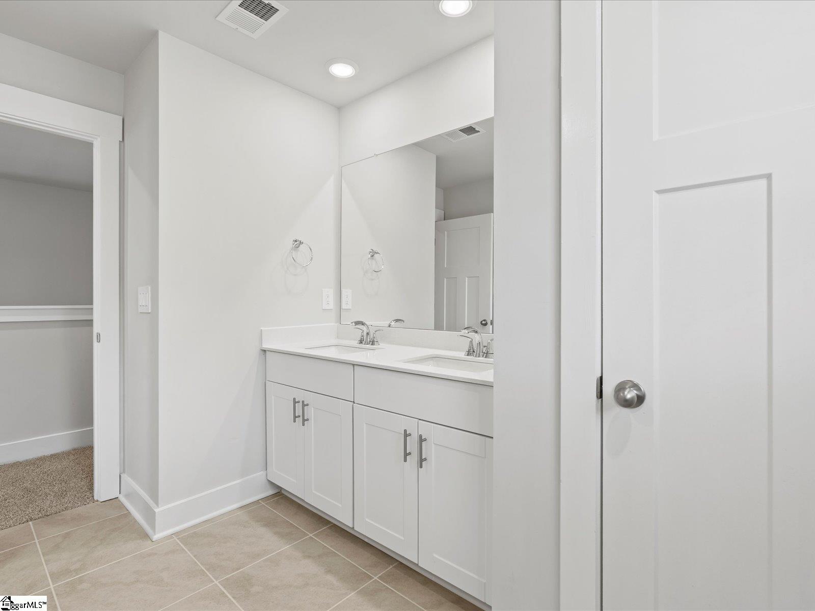799 Burghley Circle