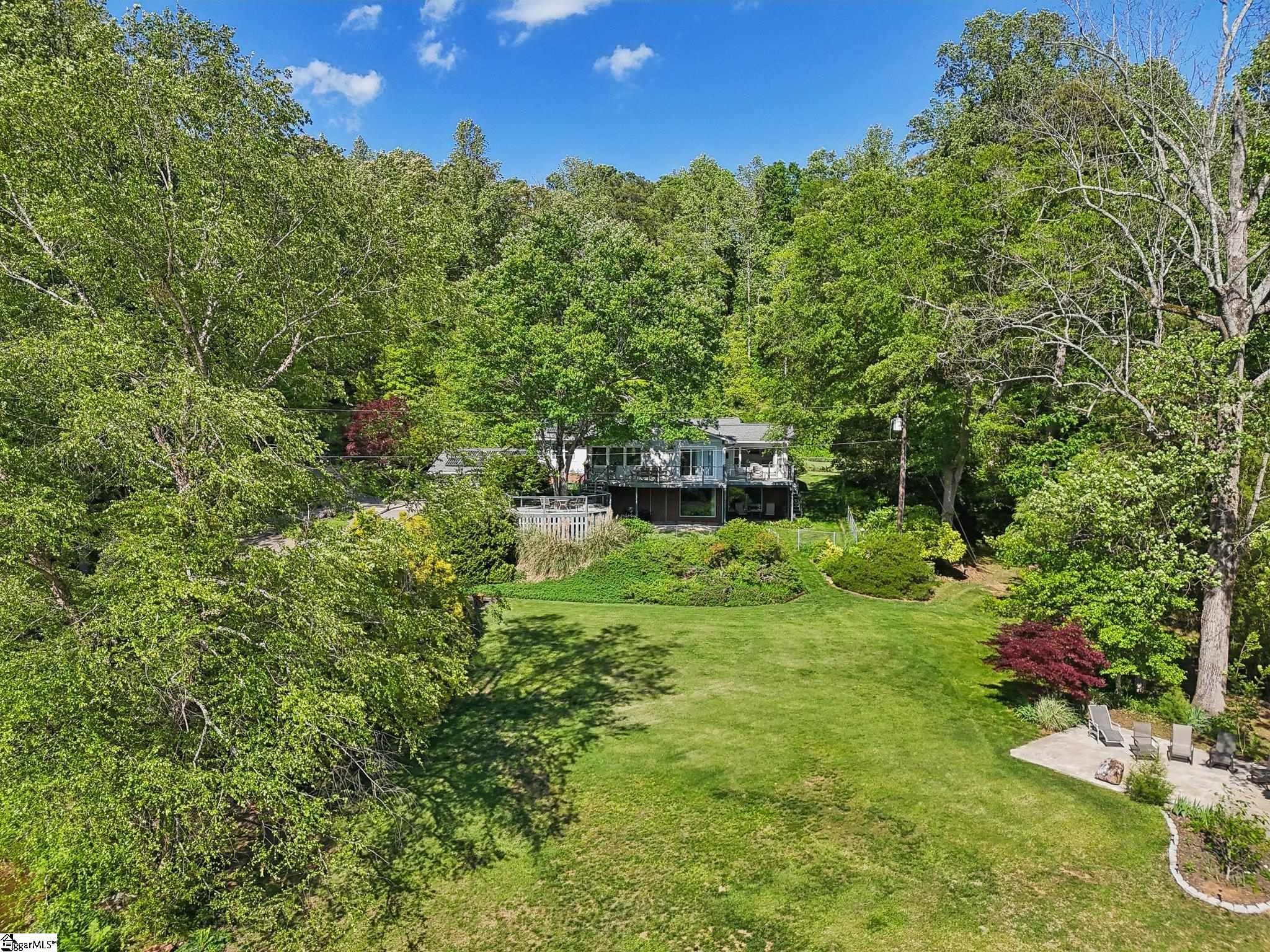 41 Lake Ridge Drive