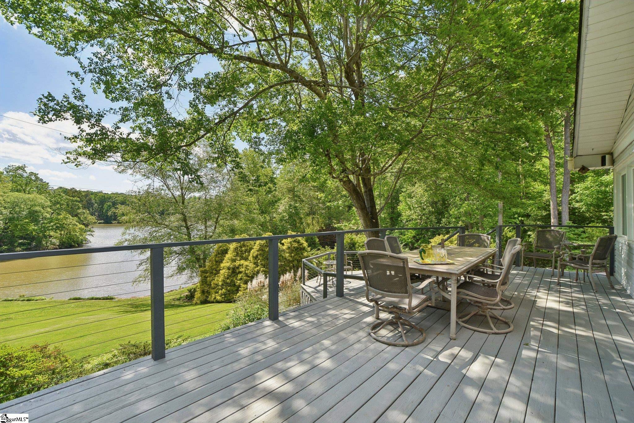 41 Lake Ridge Drive