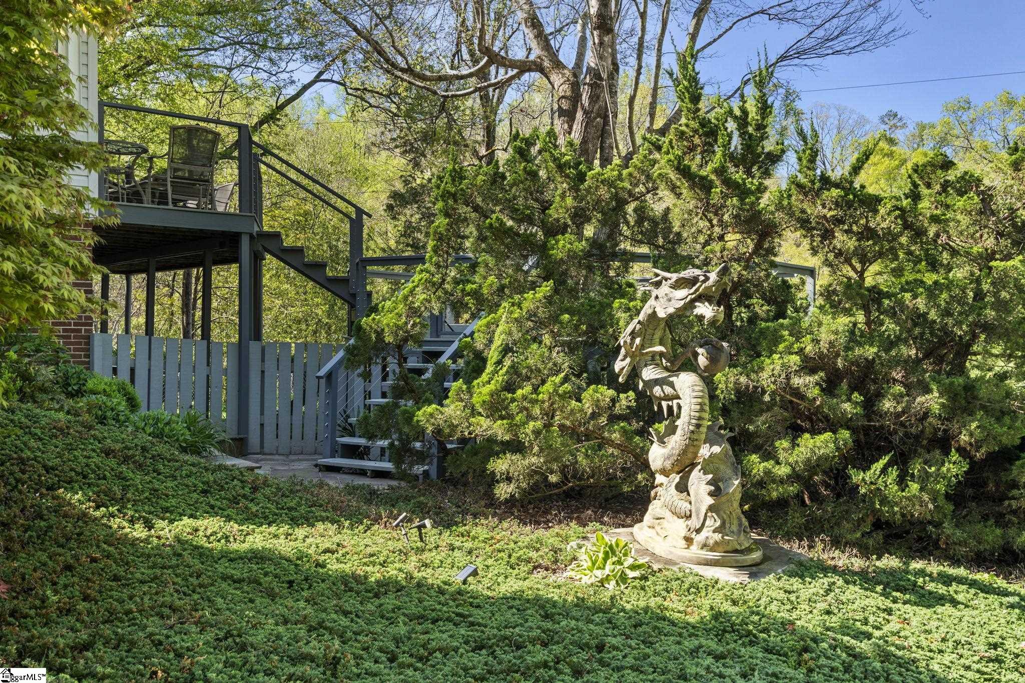 41 Lake Ridge Drive
