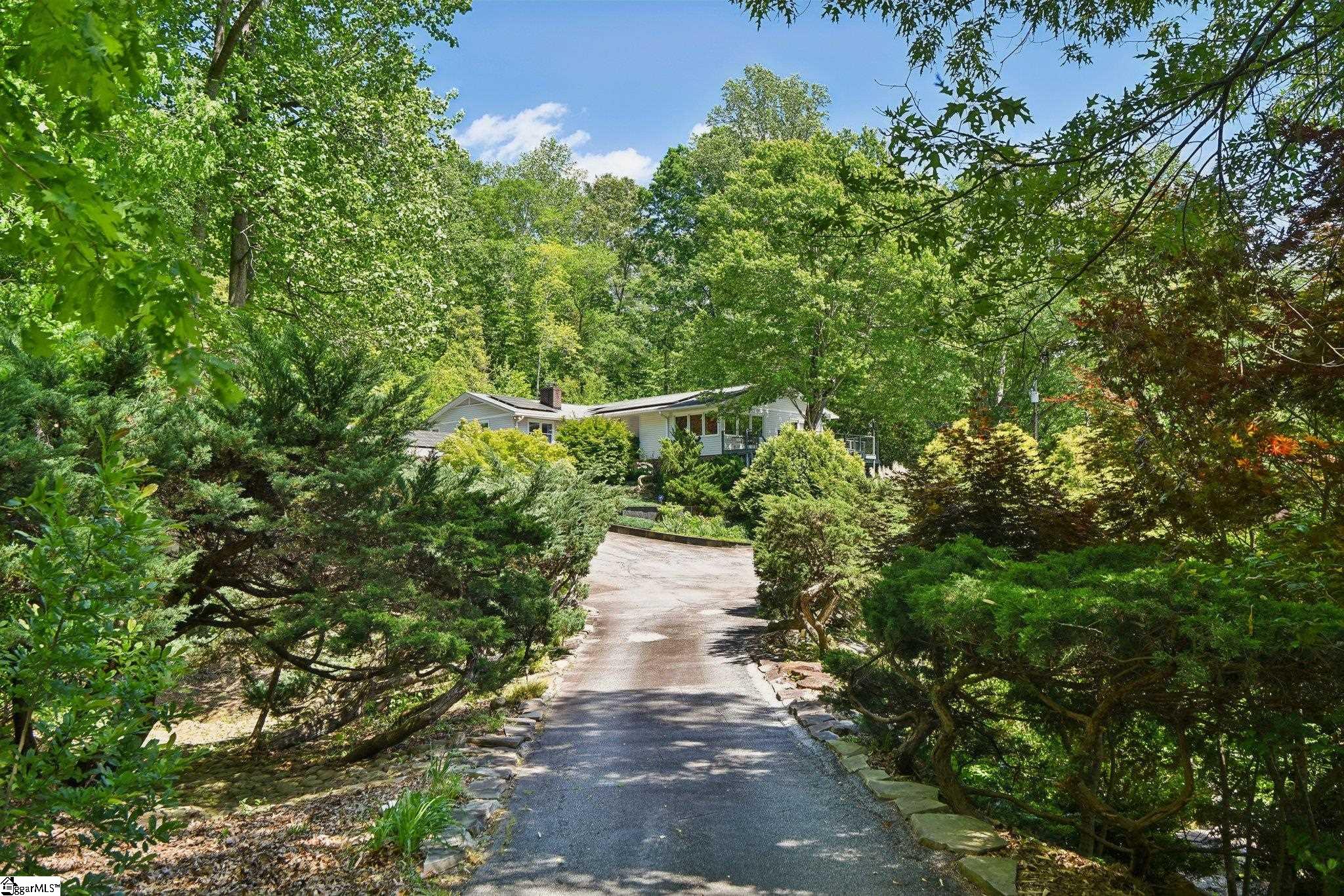 41 Lake Ridge Drive