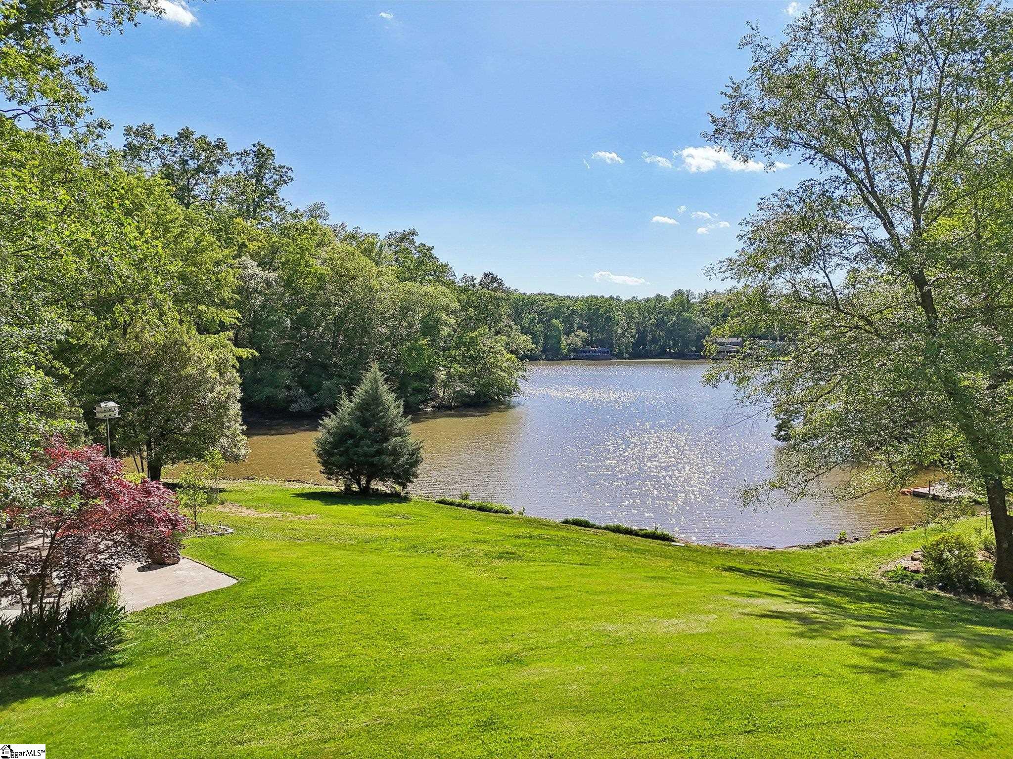41 Lake Ridge Drive