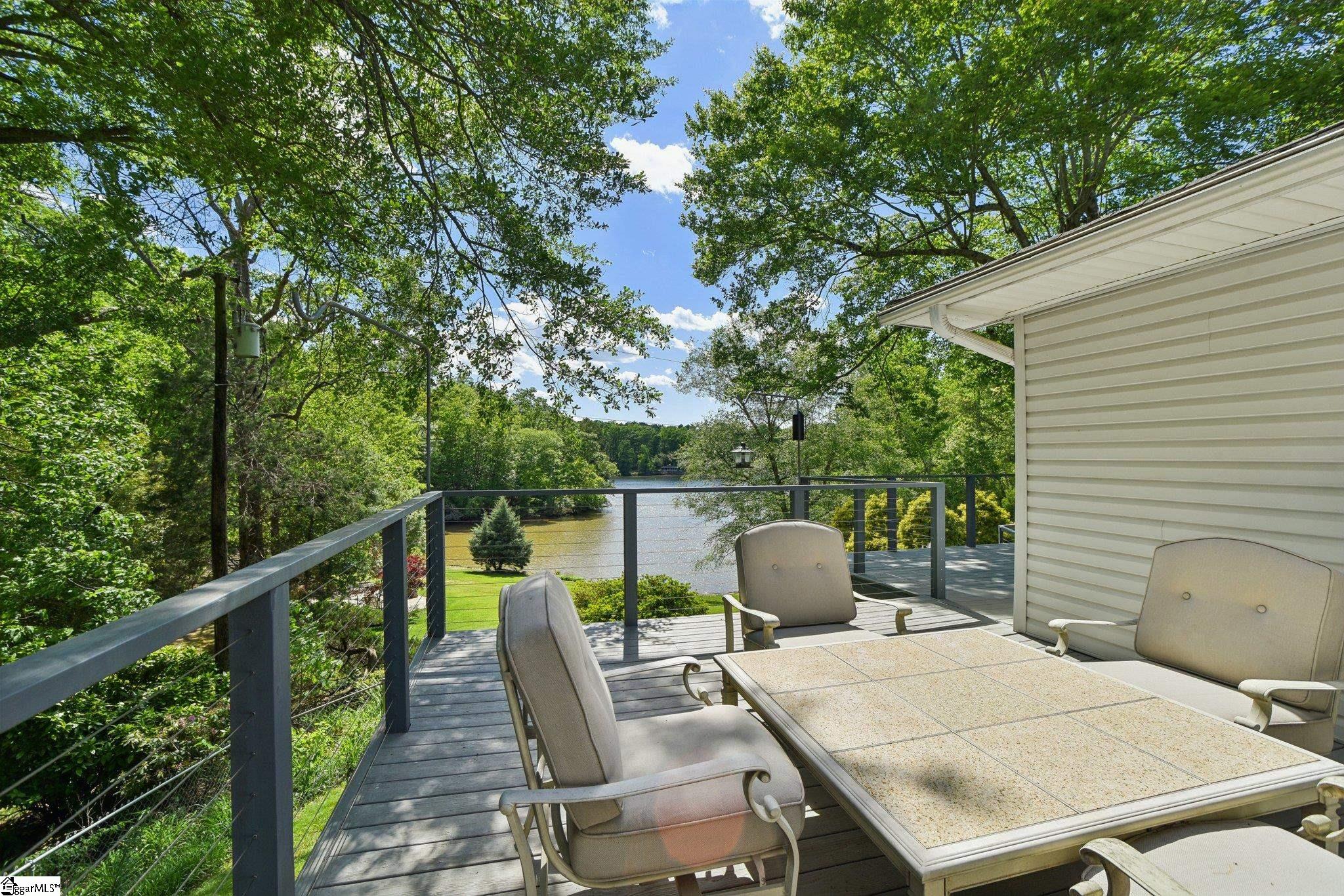 41 Lake Ridge Drive