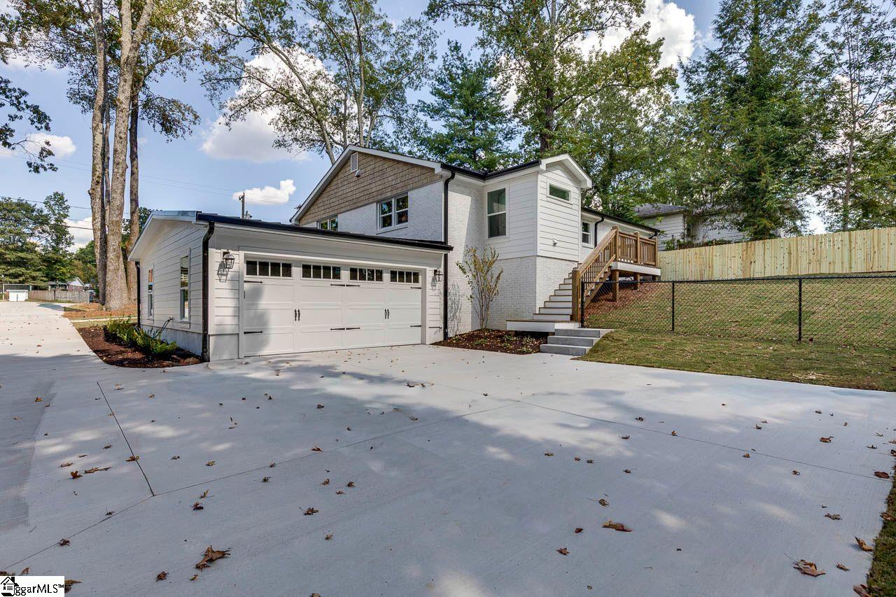 102 Elizabeth Drive, Greenville