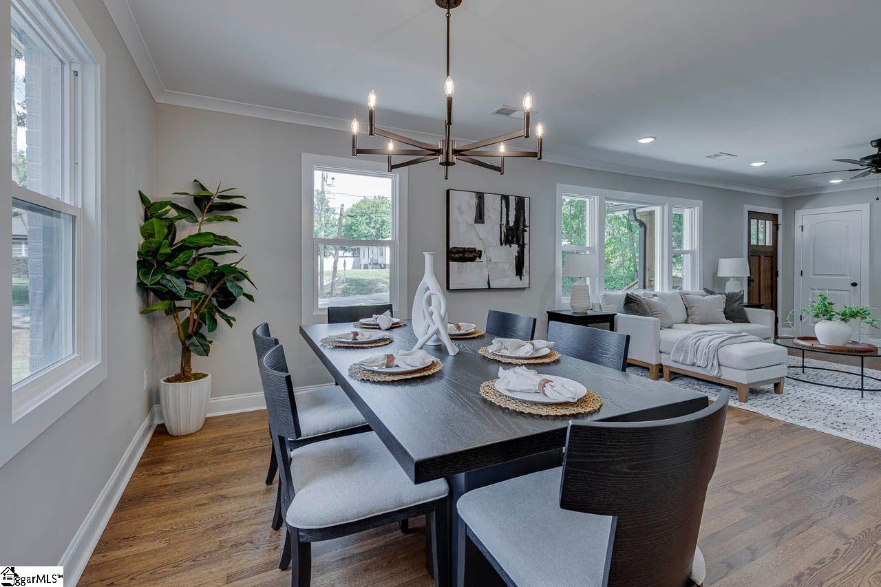 102 Elizabeth Drive, Greenville