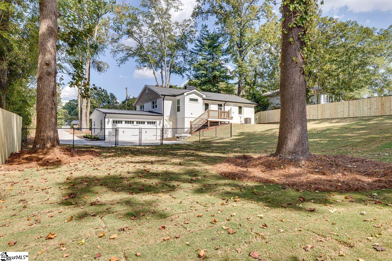 102 Elizabeth Drive, Greenville