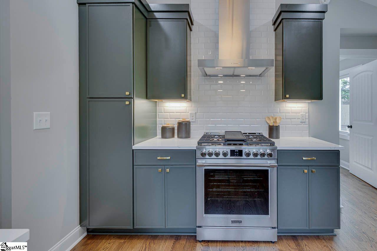 102 Elizabeth Drive, Greenville