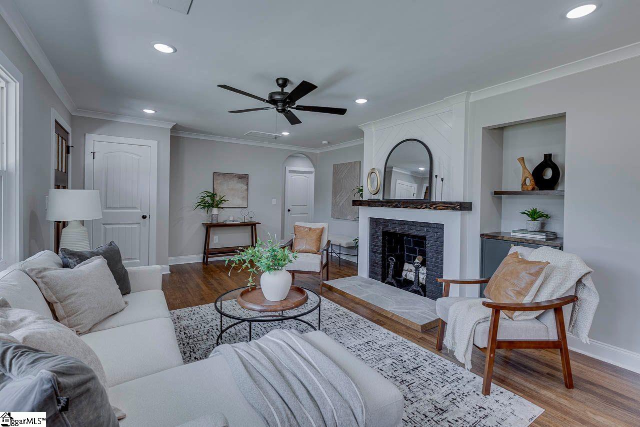 102 Elizabeth Drive, Greenville