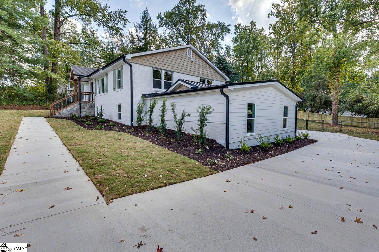 102 Elizabeth Drive, Greenville