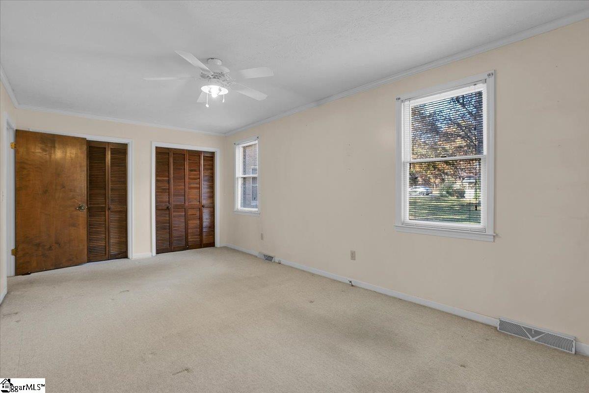 219 Greenbriar Drive